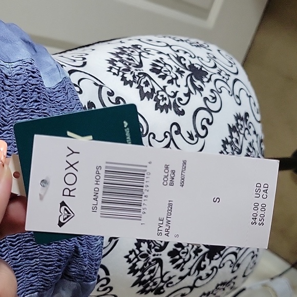 Roxy Island Hops  Halter Tube top - Picture 8 of 9